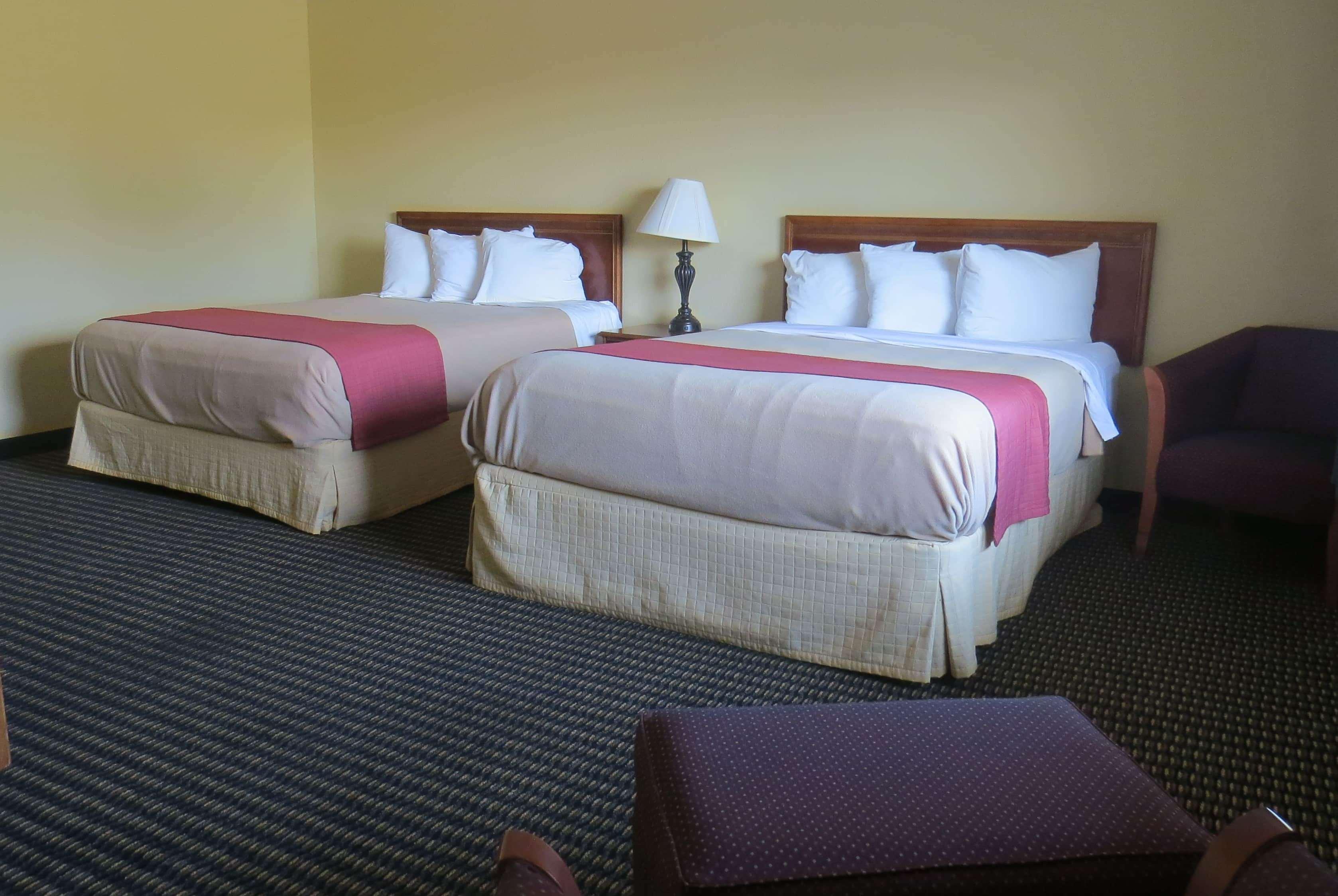 Travelodge By Wyndham Stratton מראה חיצוני תמונה