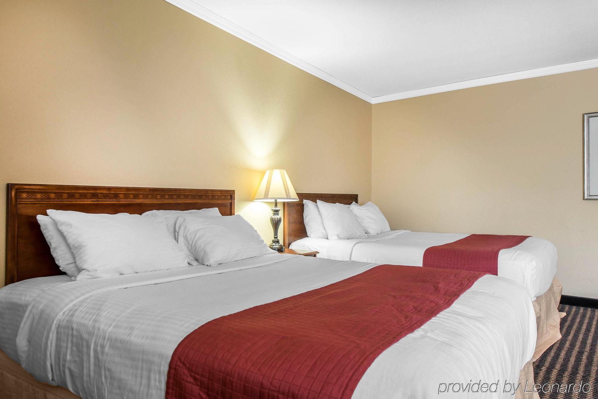 Travelodge By Wyndham Stratton מראה חיצוני תמונה